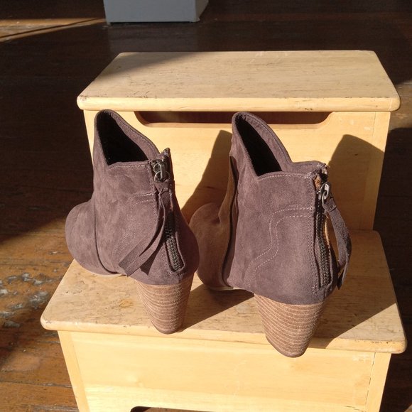 Expresso brown vegan suede booties - Picture 4 of 7